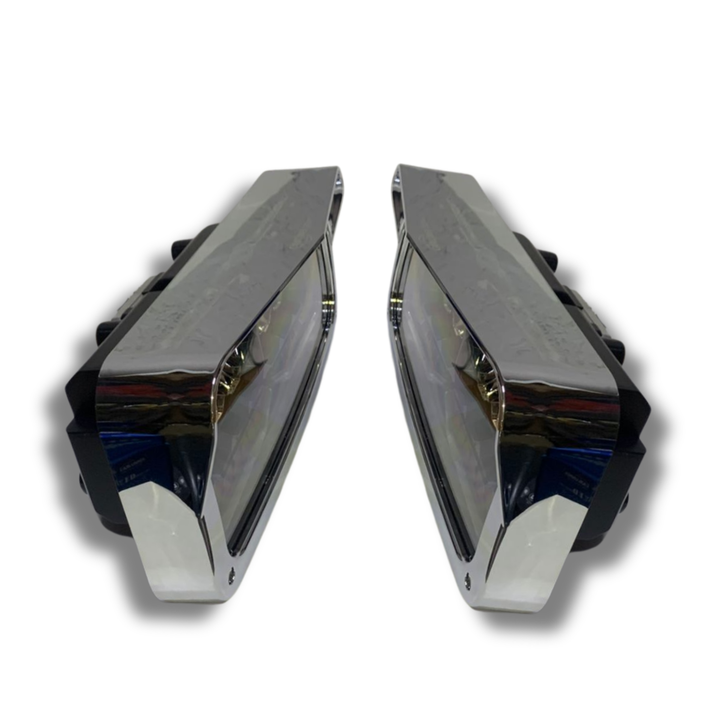 Faro LED Carlumex para Kenworth 86W 25,800 Lúmenes con Ojo de Ángel 12V–24V